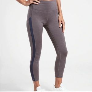 Athleta Ultimate Stash Pocket 7/8 Tight Leggings Heather Blue Womens Size Medium